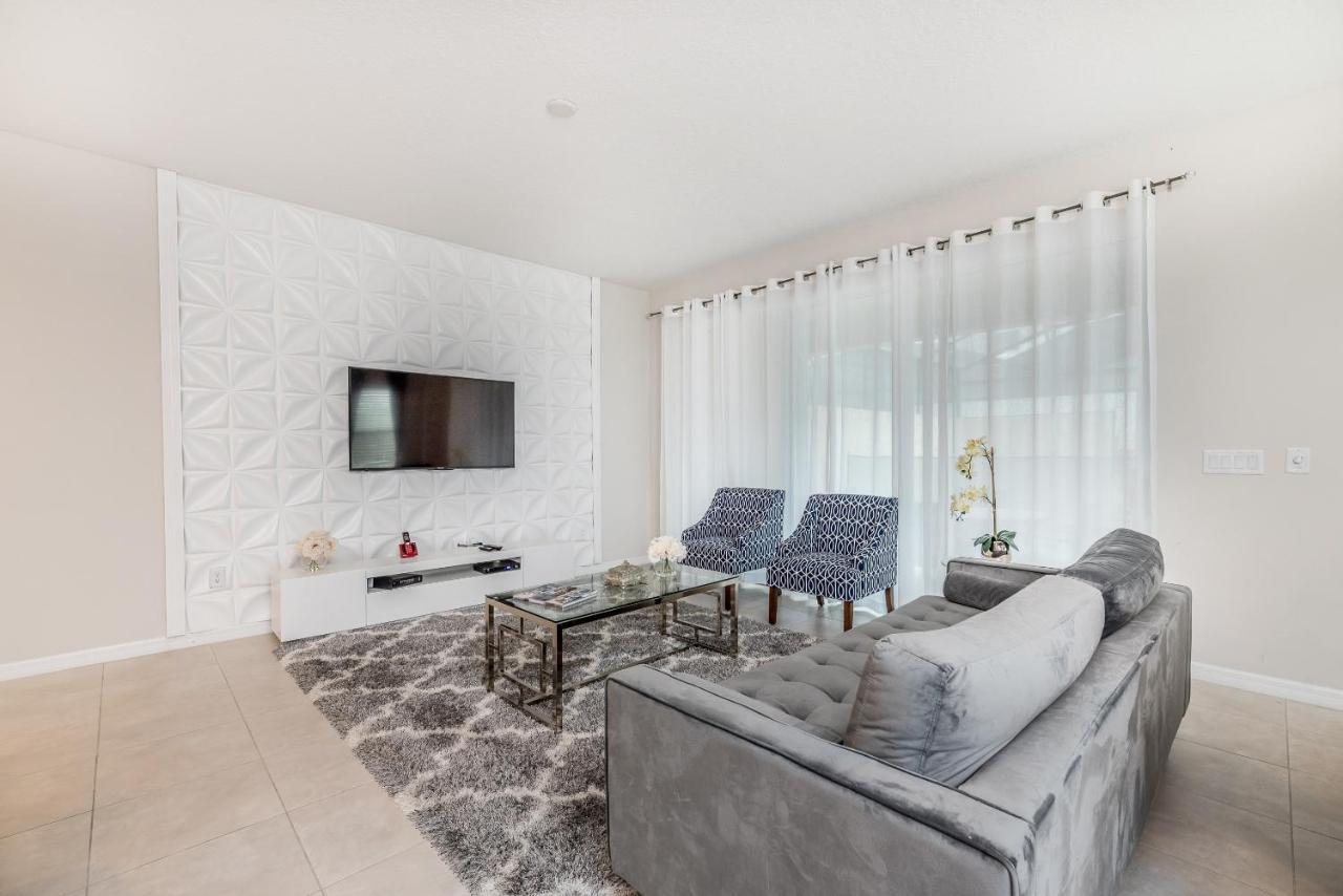 Solara Resort Townhome, 15 Minutes From Disney Kissimmee Exterior photo